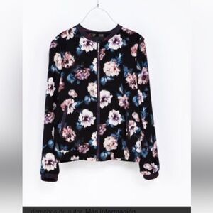Floral Zip-Front Women's bomber Jacket - Black Multicolor and shorts
